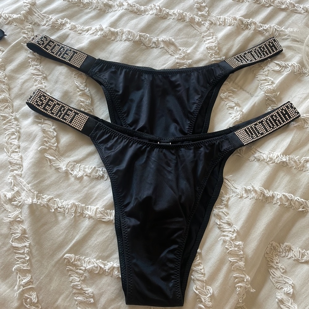 Bombshell shine strap Brazilian panty - Picture 7 of 7